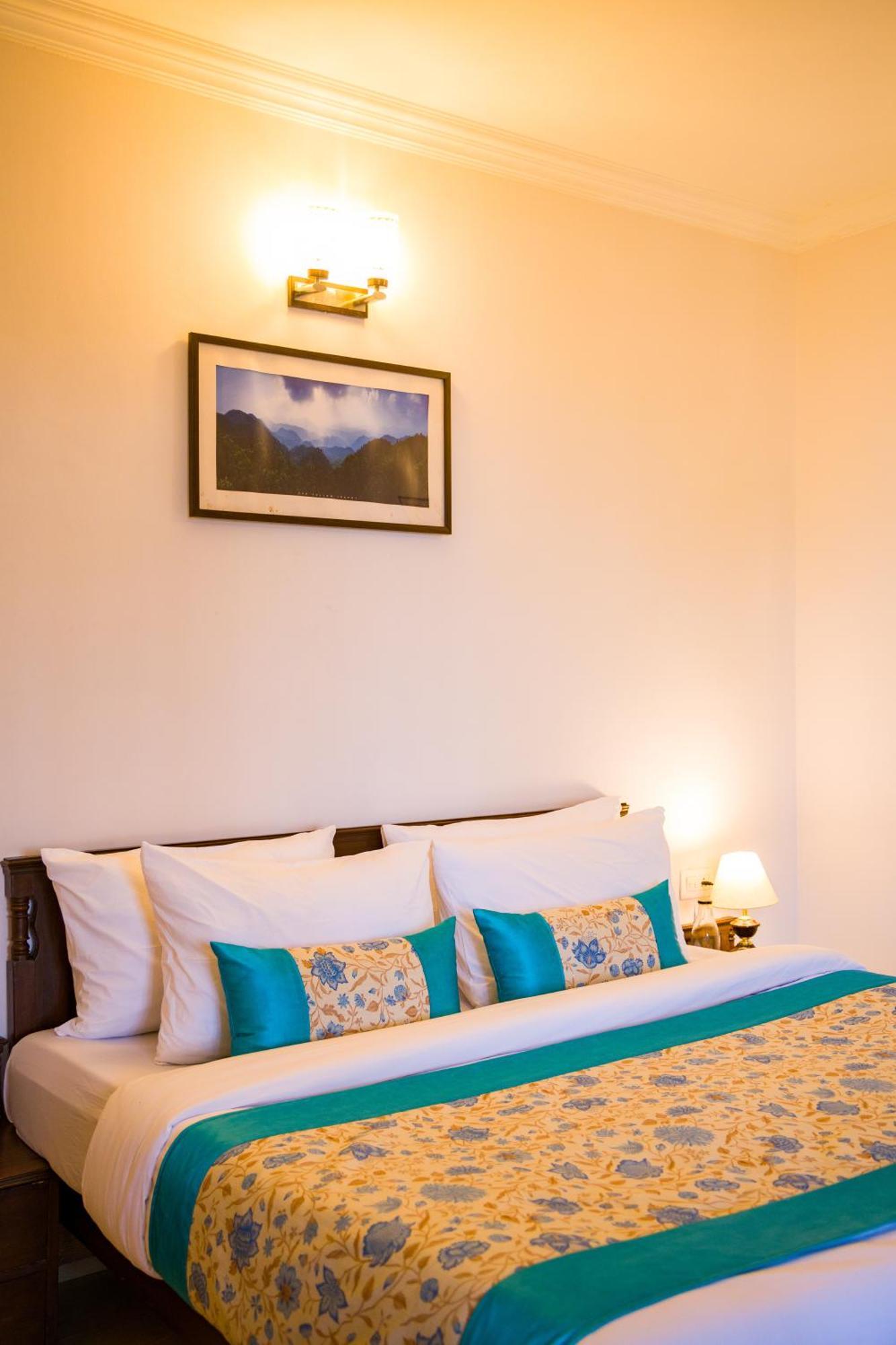 Alaya Stays Mehar Villa - 3 Bhk With Garden & Scenic Views Kasauli Kültér fotó