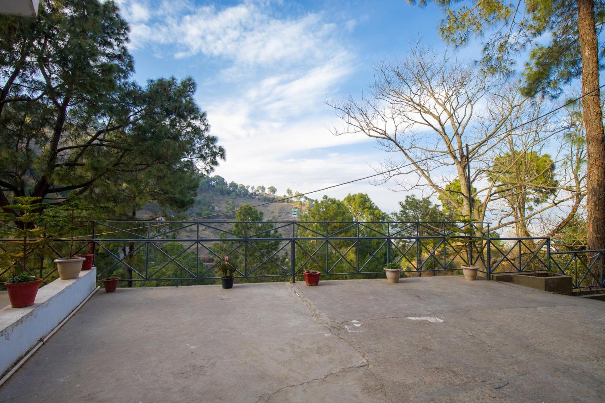 Alaya Stays Mehar Villa - 3 Bhk With Garden & Scenic Views Kasauli Kültér fotó