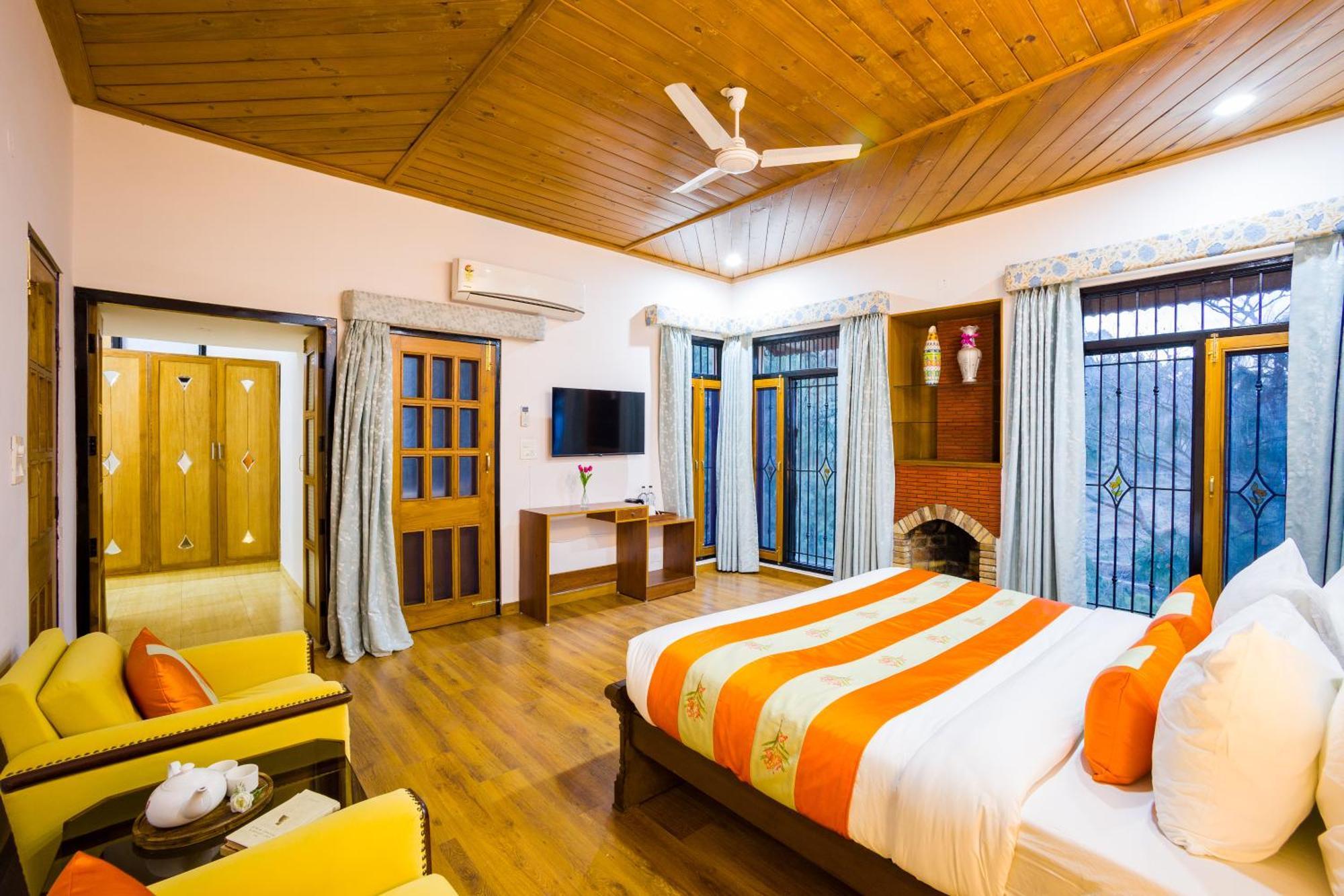 Alaya Stays Mehar Villa - 3 Bhk With Garden & Scenic Views Kasauli Kültér fotó